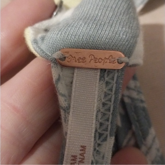 Free People Mimi Hi Low Relaxed Blue & White Multi Halter Tunic Top Small EUC - Picture 8 of 16